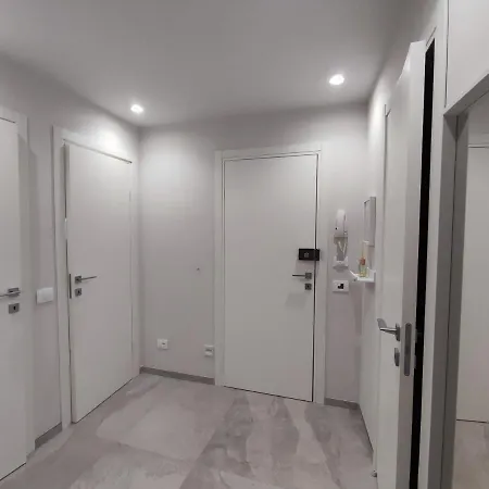 Appartement New In Historical Center Near