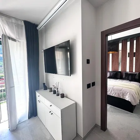 New In Historical Center Near * Riva