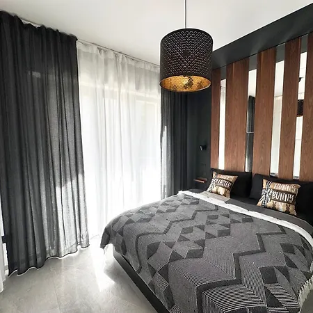 New In Historical Center Near Apartament Riva